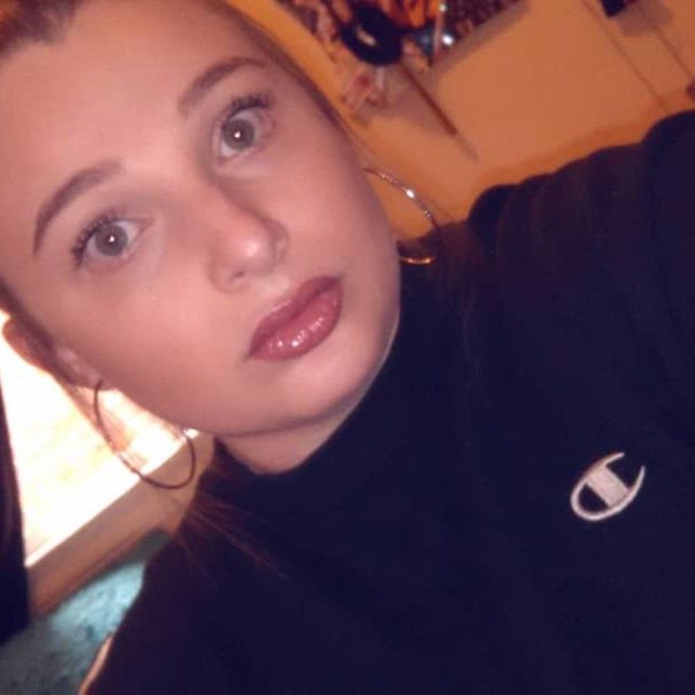 Meet your Posher, Brit